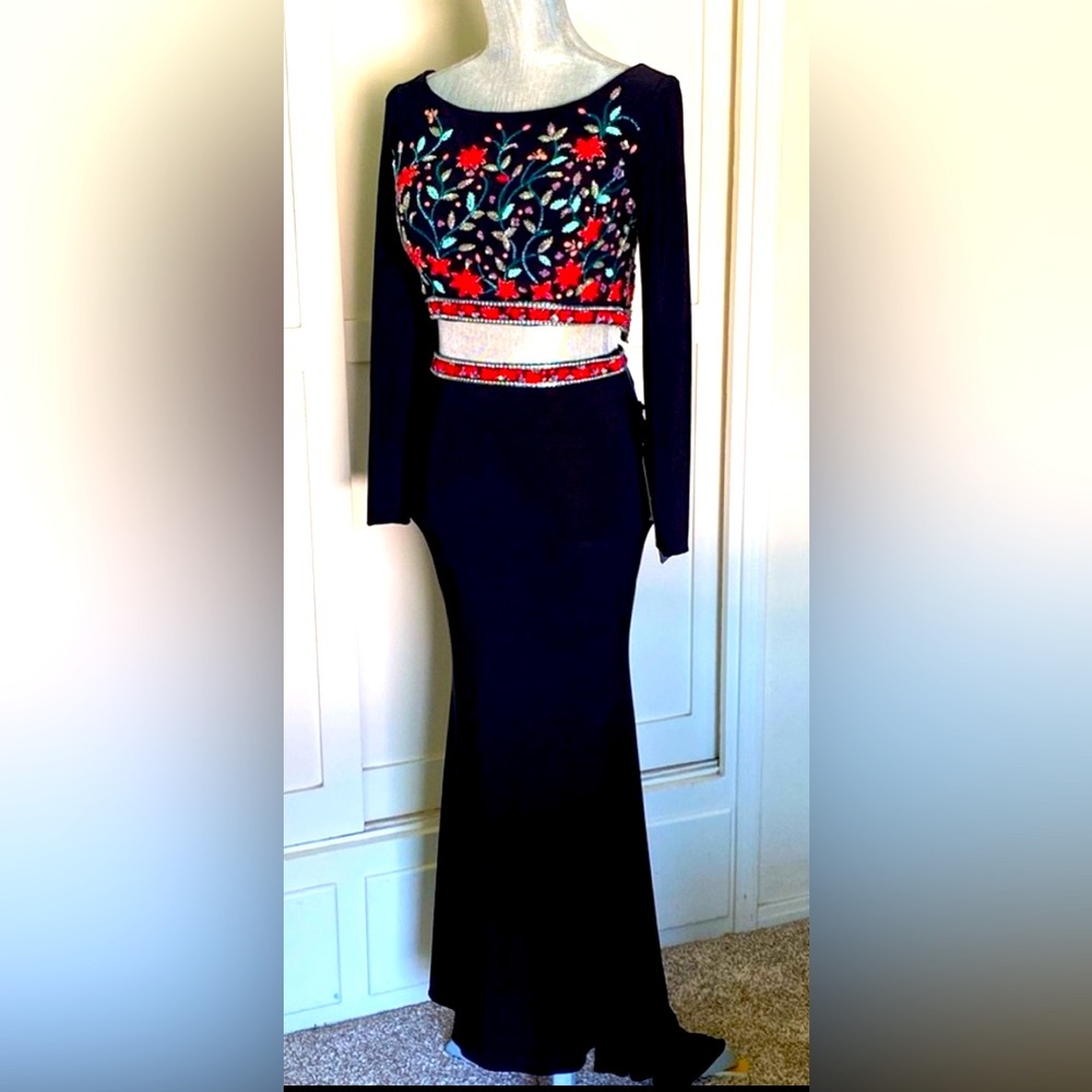 ROYAL QUEEN COLLECTION 🖤BLACK🖤 BEADED SPECIAL OCCASION 2PC DRESS SIZE 4🌟NWT🌟